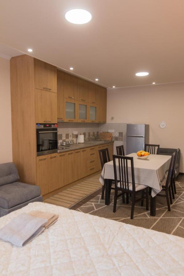 Apartment Lili 바이나 바슈타 외부 사진